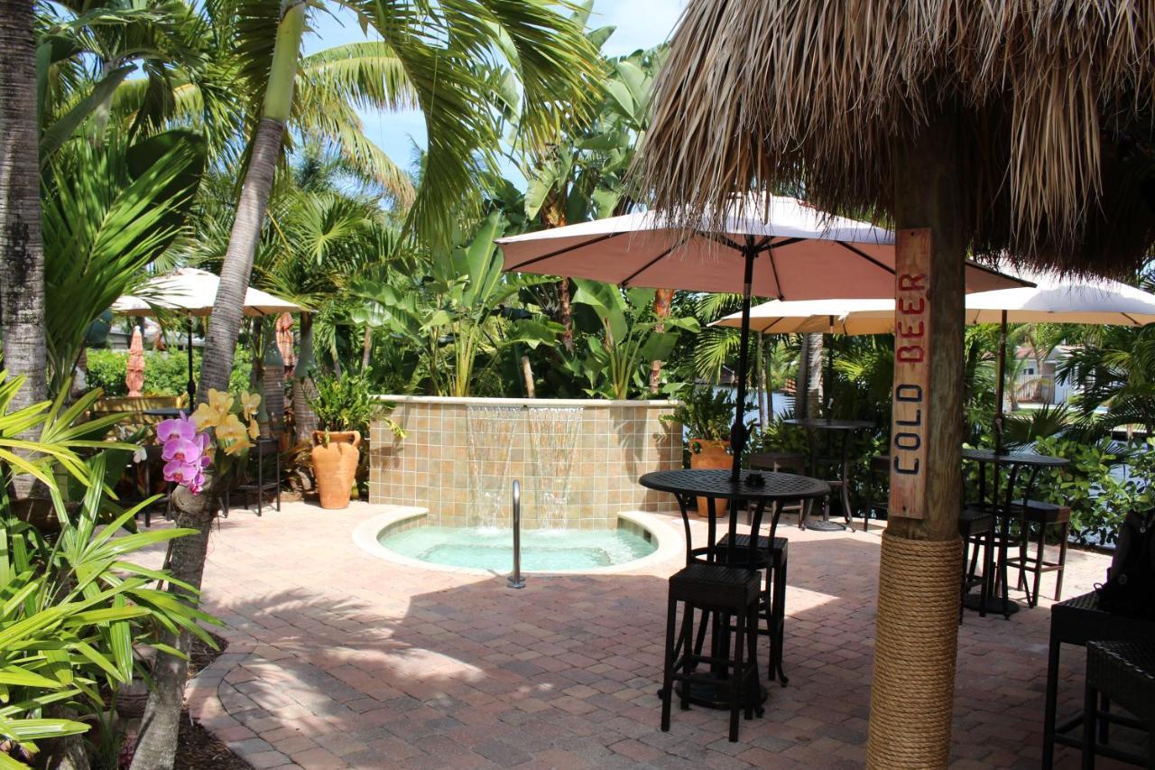 The Cabanas Guesthouse & Spa - Gay Resort Catering To Gay Men オークランド・パーク エクステリア 写真